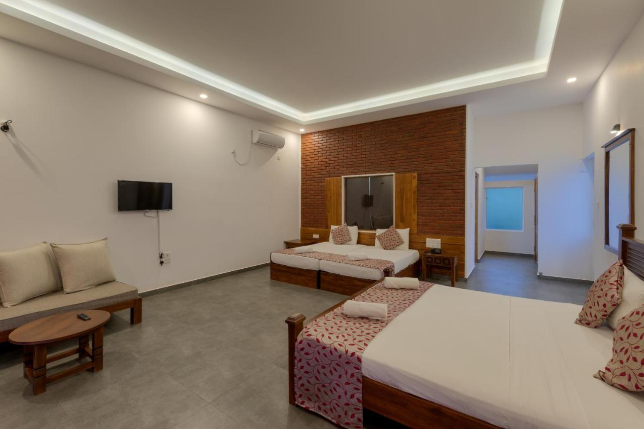 Tara Watergate Hotel Tissamaharama Luaran gambar
