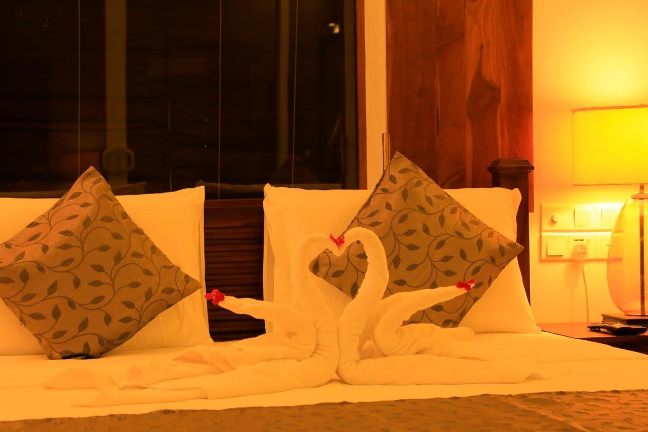 Tara Watergate Hotel Tissamaharama Luaran gambar