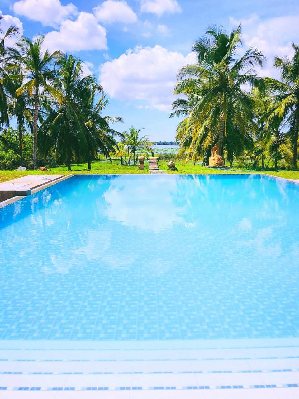 Tara Watergate Hotel Tissamaharama Luaran gambar