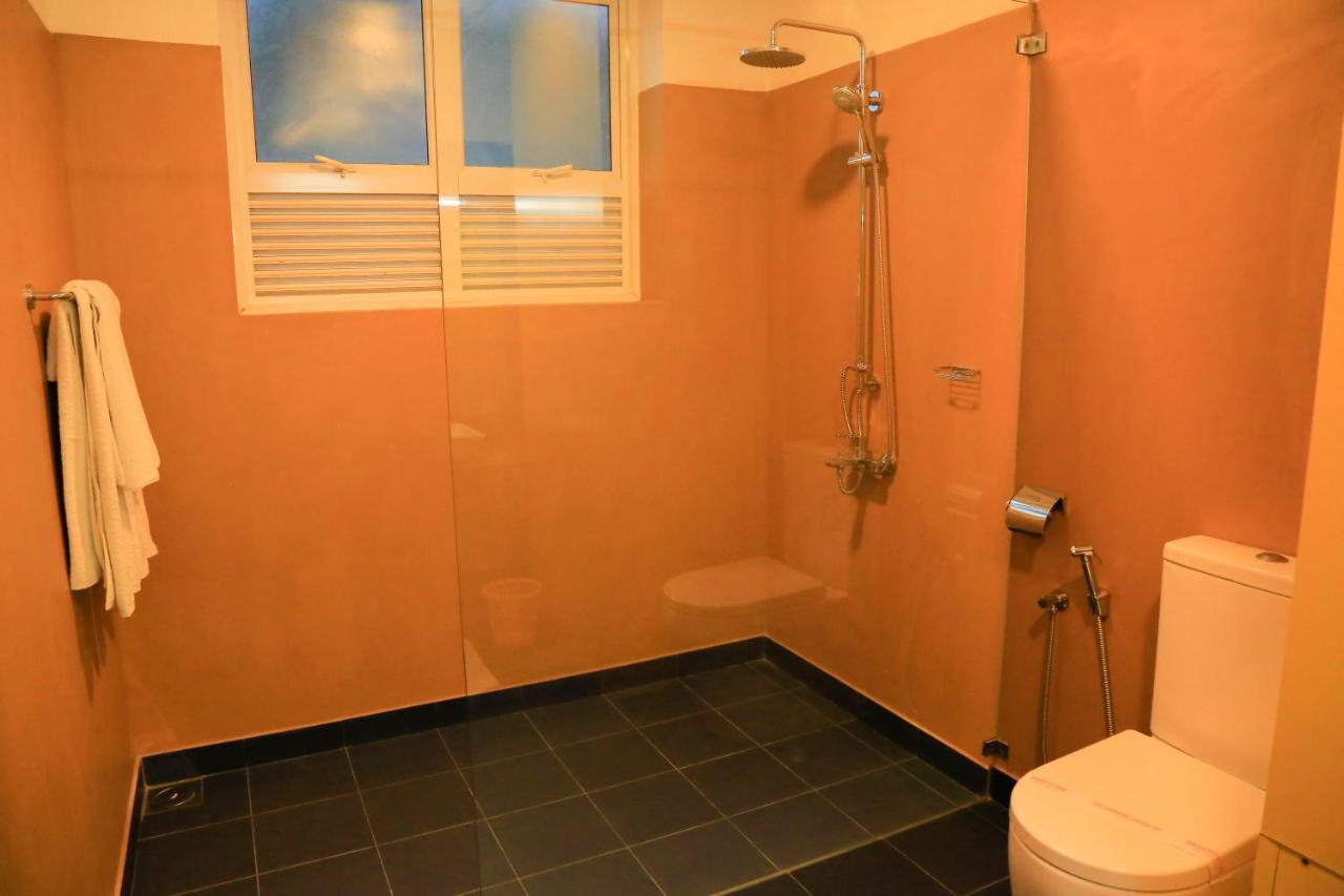 Tara Watergate Hotel Tissamaharama Luaran gambar